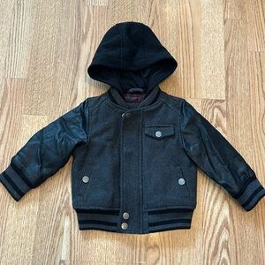 URBAN REPUBLIC TODDLER BOYS GREY AND BLACK VARSITY JACKET